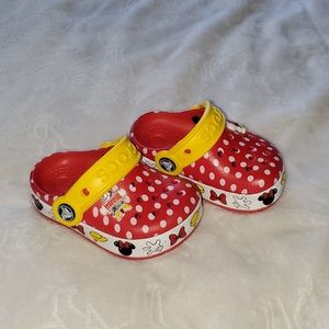 Minnie crocs